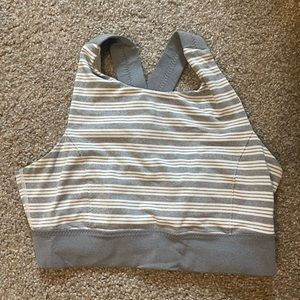 Size MEDIUM Athleta sports bra